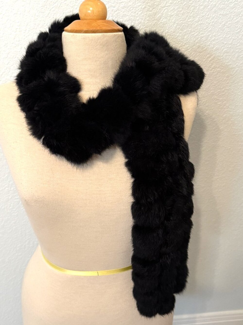 Black Rabbit Fur Pom-Pom Scarf Wrap Cejon Mob Wife Glam Super Soft Luxury - Picture 2 of 6